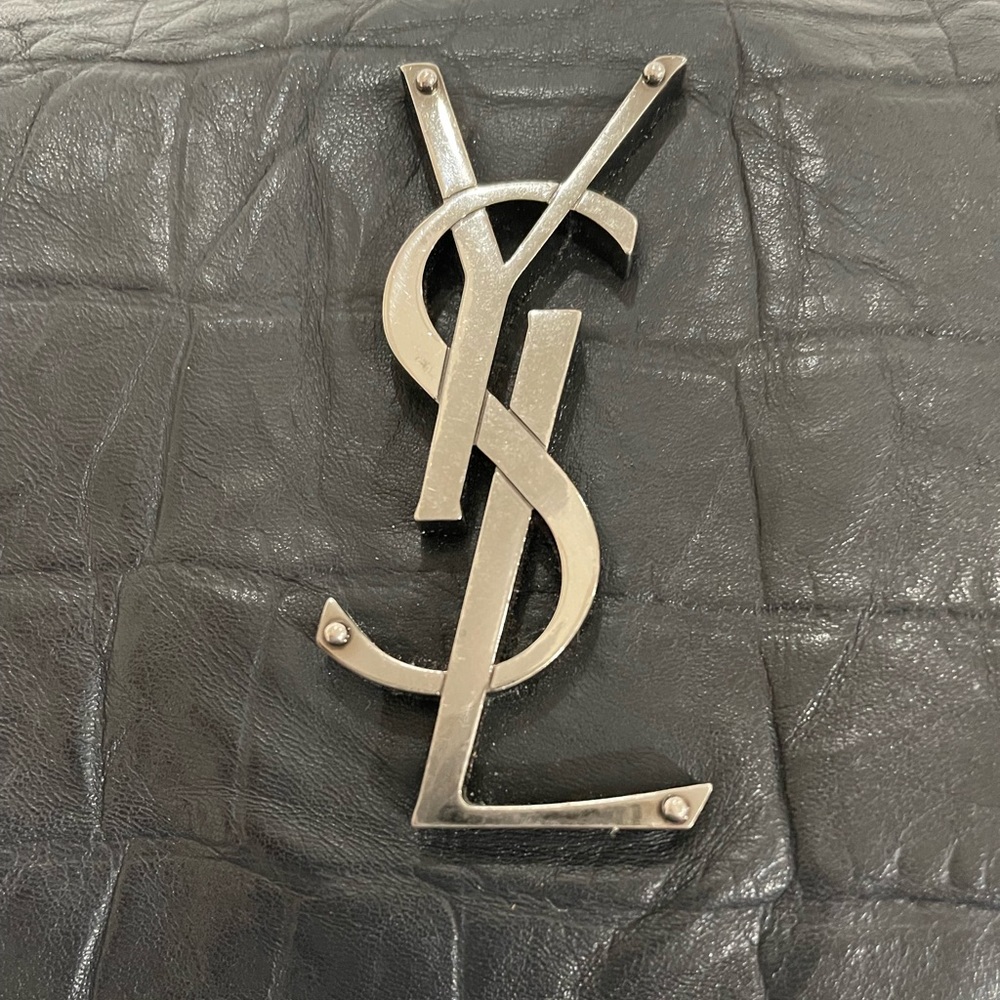 🤍TIMELESS Beautiful YSL Bag🤍 - Picture 15 of 16